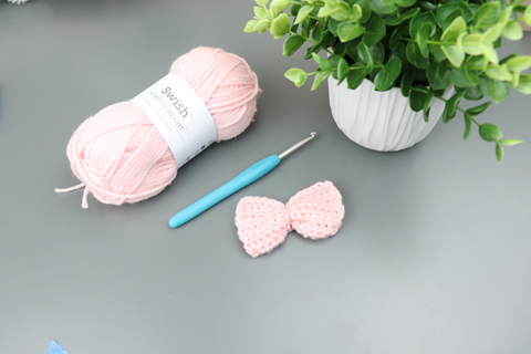 Mini bow crochet pattern
