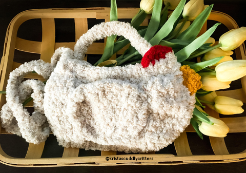 Crocheted Chicken Purse made by Kirsta's Cuddly Critters