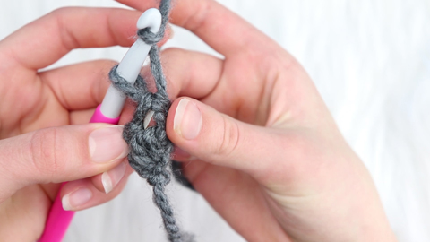 Learn how to crochet with the Jasmine Stitch Crochet tutorial