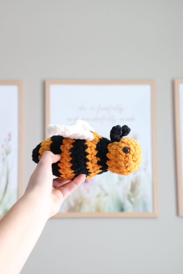 Crochet Bee Pattern - Image 6